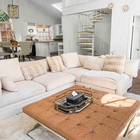 Stunning Mediterranean Mansion In Laurel Canyon Los Angeles Kültér fotó
